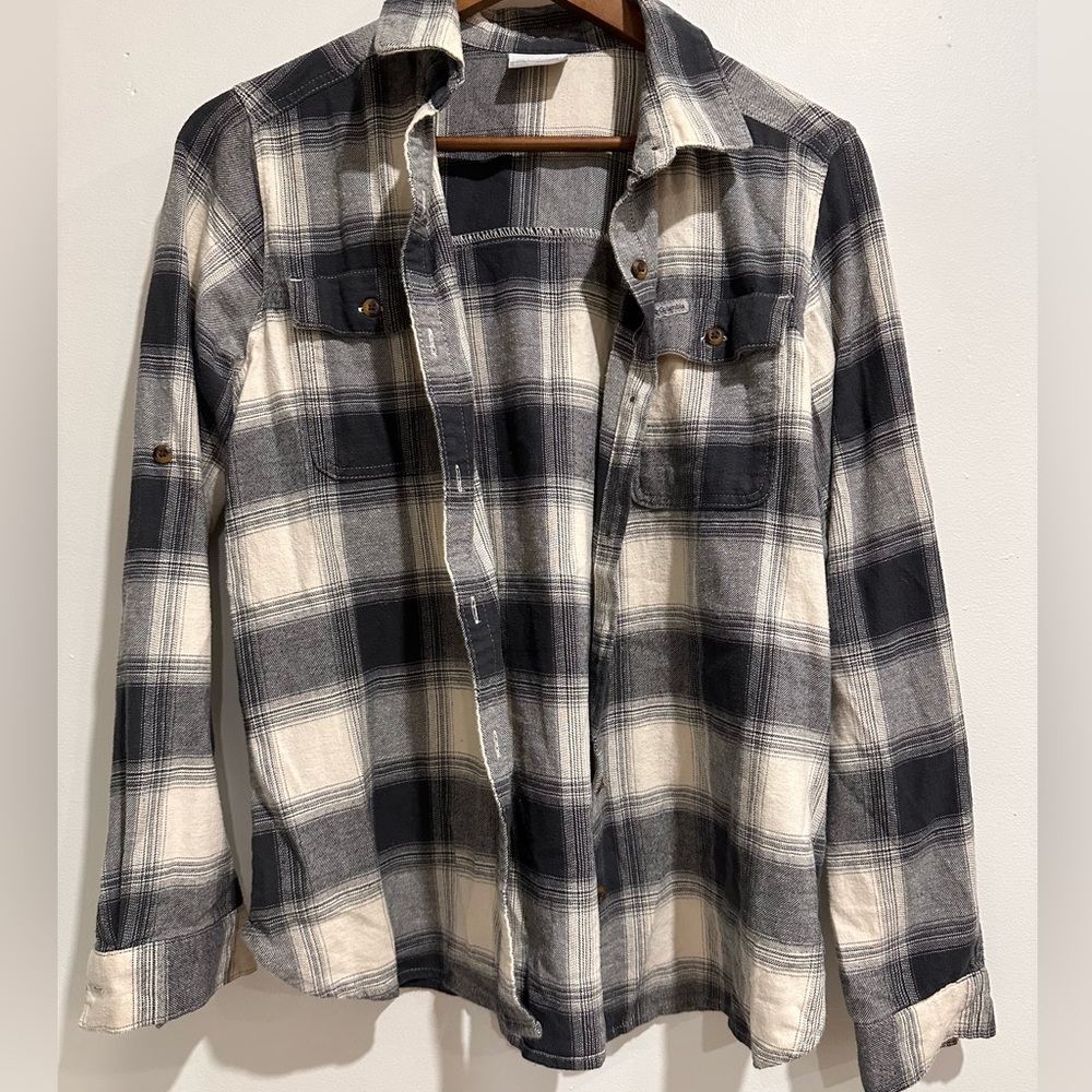 COLUMBIA Plaid Button Up